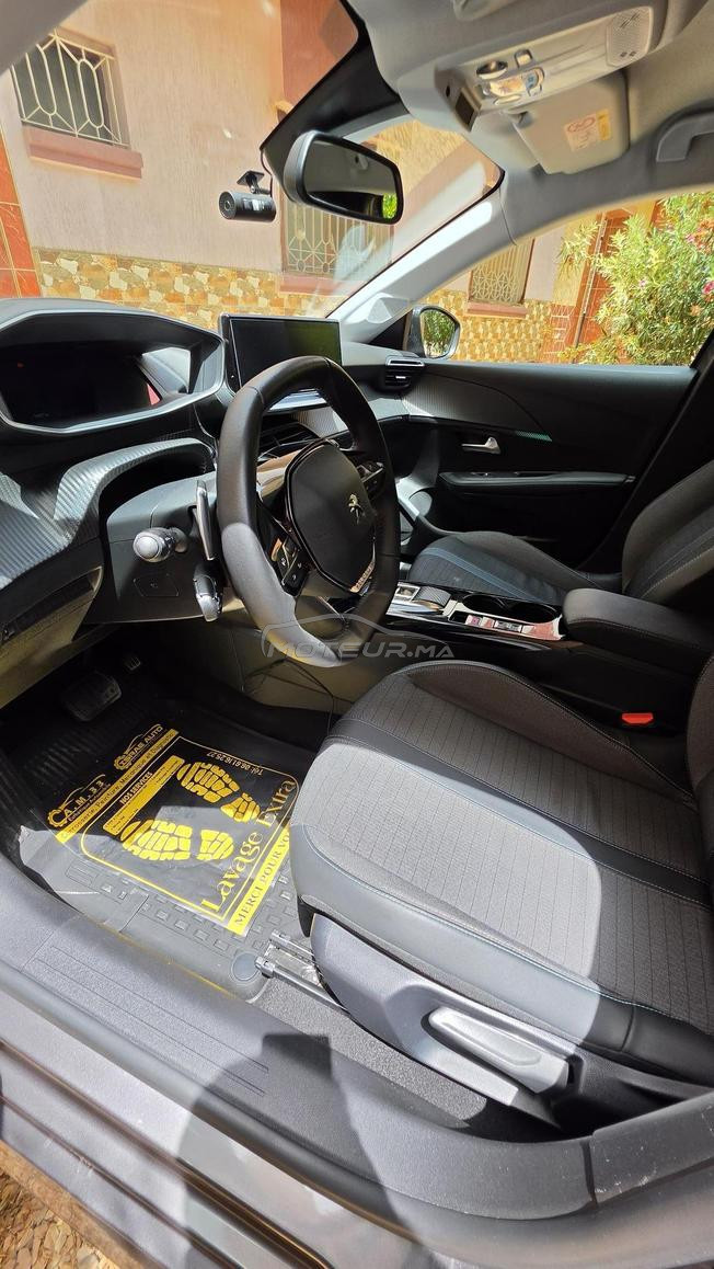 Peugeot 208 1.5 BlueHDi 130 ch - Boîte Auto