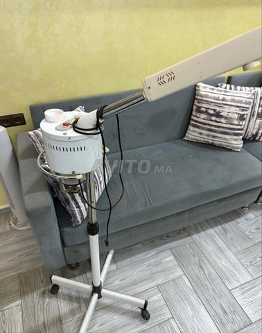 Vapeur faciale pour salon