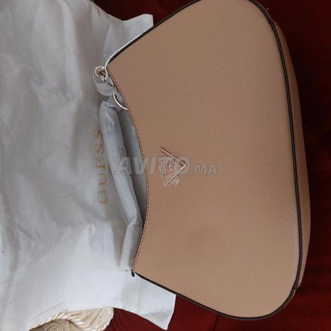 حقيبة Guess جديدة - 2