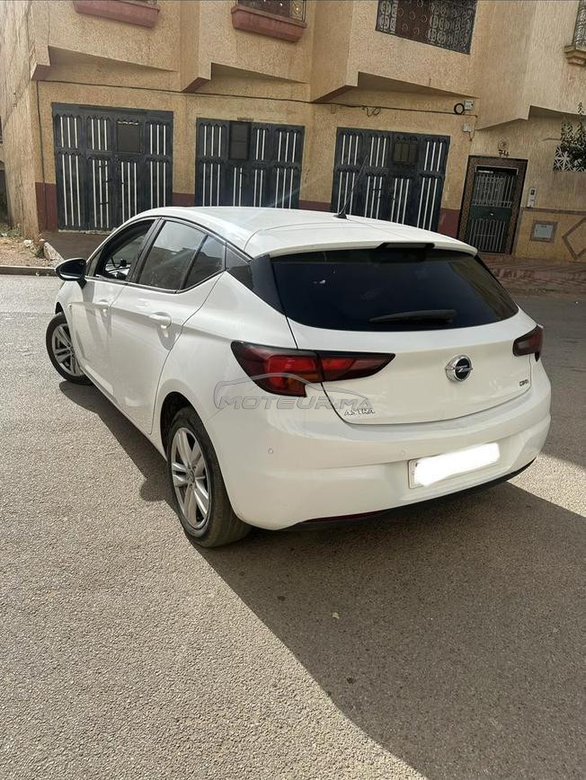 Opel Astra Diesel Automatique 2019 à Fès
