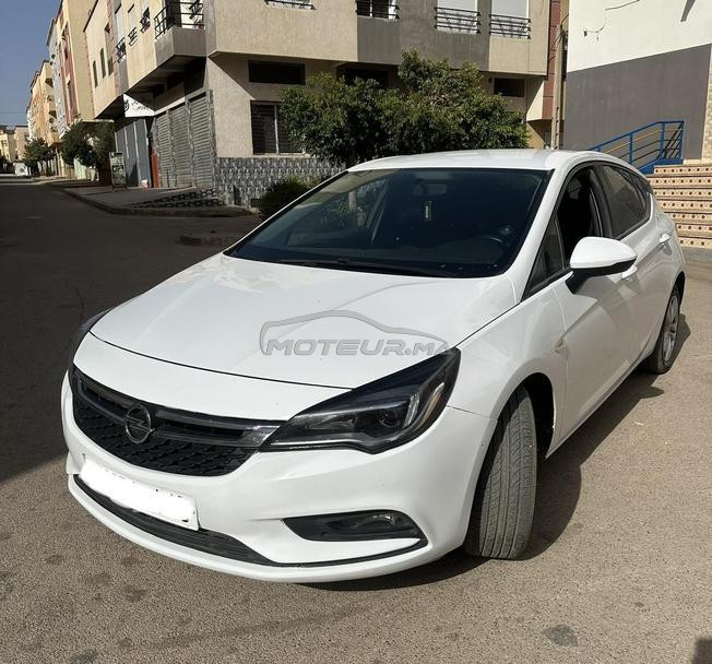Opel Astra Diesel Automatique 2019 à Fès
