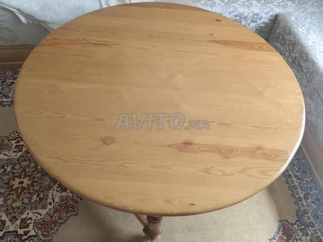 2 tables en bois - 2