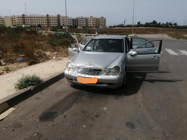 مرسيدس c 220cdi موديل 2002 ديوانة 2009 