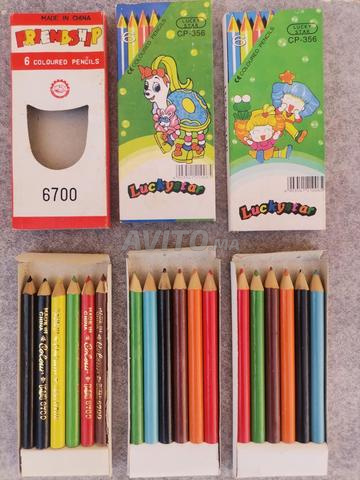 Crayons de couleur (colorants) pour élèves
