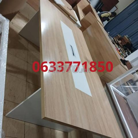 Table de Réunion Ovale