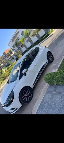 Clio à vendre - 2