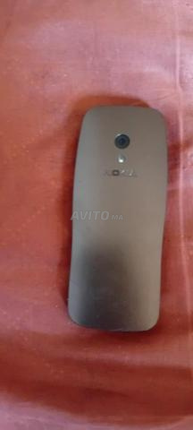 Téléphone en bon état à prix négociable - 2
