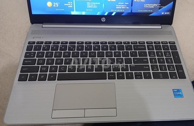 PC Portable HP 250 G9-i5 version PRO 12ème Généra. - 2