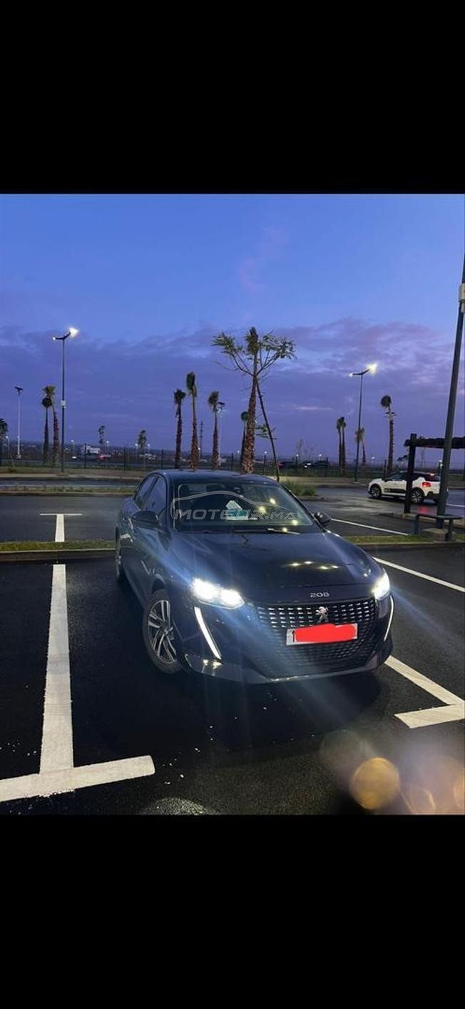 Peugeot 208 Diesel Manuelle 2023 à Kénitra