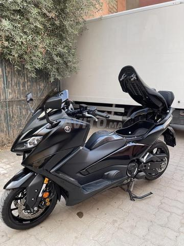 Tmax 560 Tech Max - 2