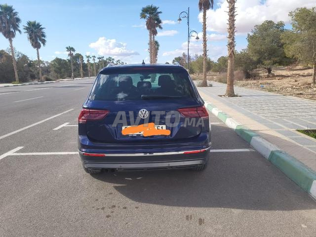 Volkswagen Tiguan - 2