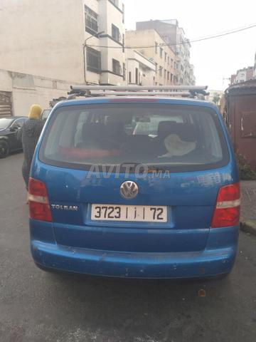 Salam je vends 3 voitures Volkswagen Touran - 2