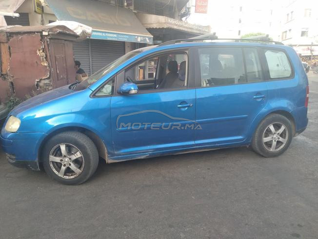 Salam je vandre 3voitur Volkswagen touran 