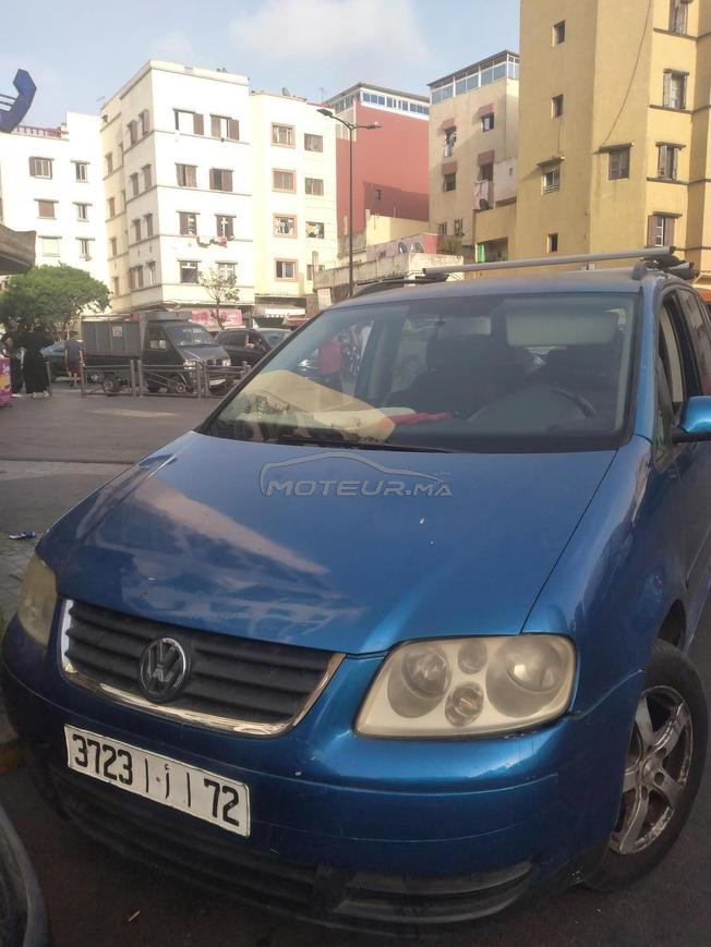 Salam je vandre 3voitur Volkswagen touran 