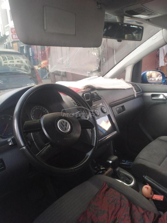 Salam je vandre 3voitur Volkswagen touran 
