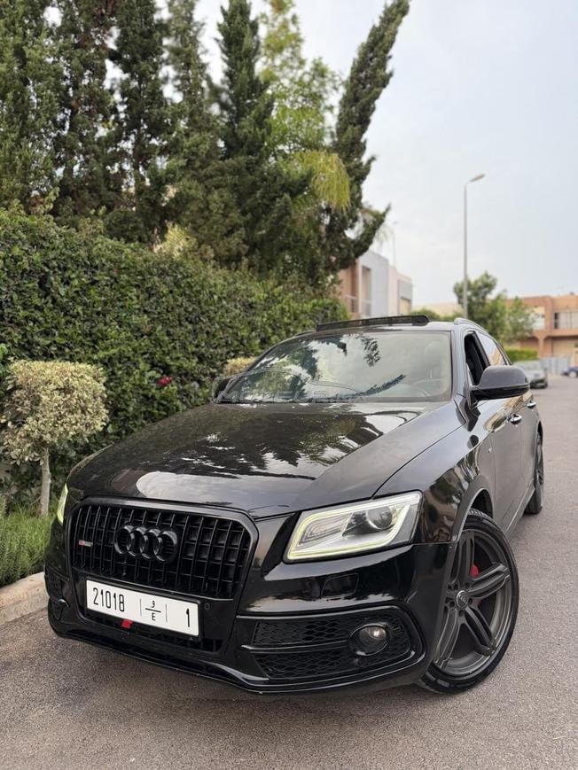 Bonjour je vous présente ma voiture  q5 sline