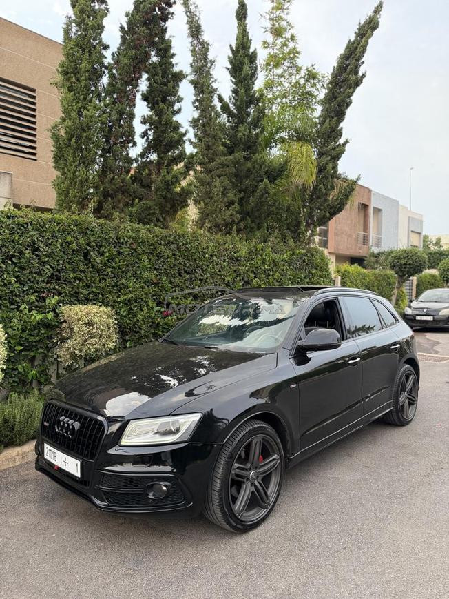 Bonjour je vous présente ma voiture  q5 sline