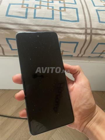 Infinix Note 30 - 2