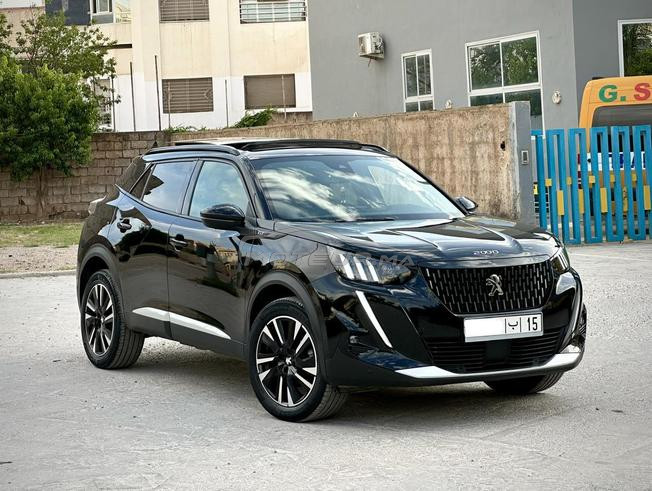 Peugeot 2008 GT Diesel 2022 etat neuf 