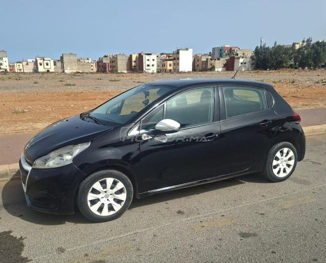 Peugeot 208 Diesel Manuelle 2016 à Temara