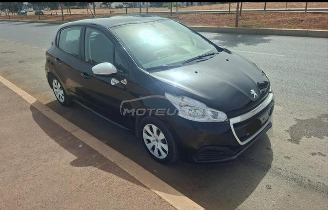 Peugeot 208 Diesel Manuelle 2016 à Temara