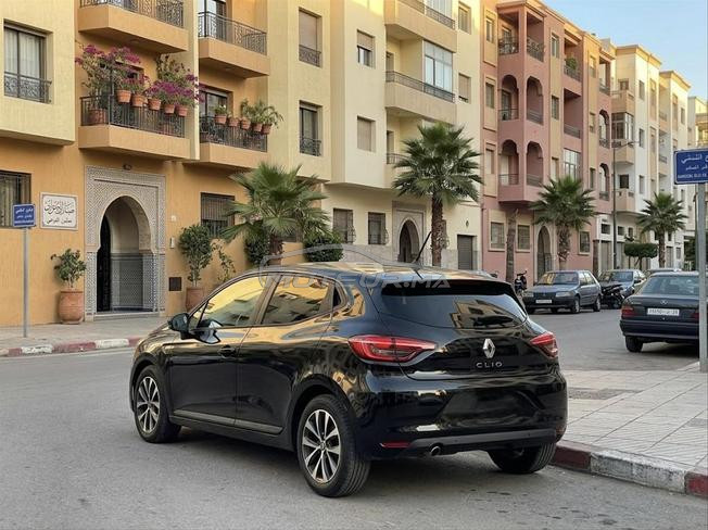 Renault Clio 5 modèle 2023 toutes options 