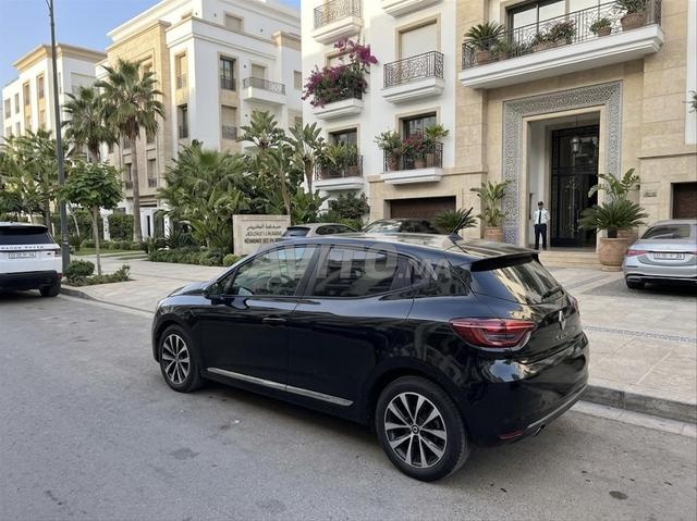 Renault Clio 5 modèle 2023 toutes options - 2