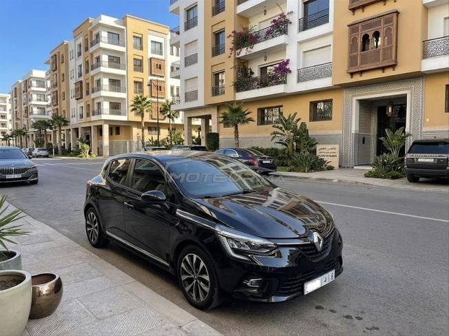 Renault Clio 5 modèle 2023 toutes options 