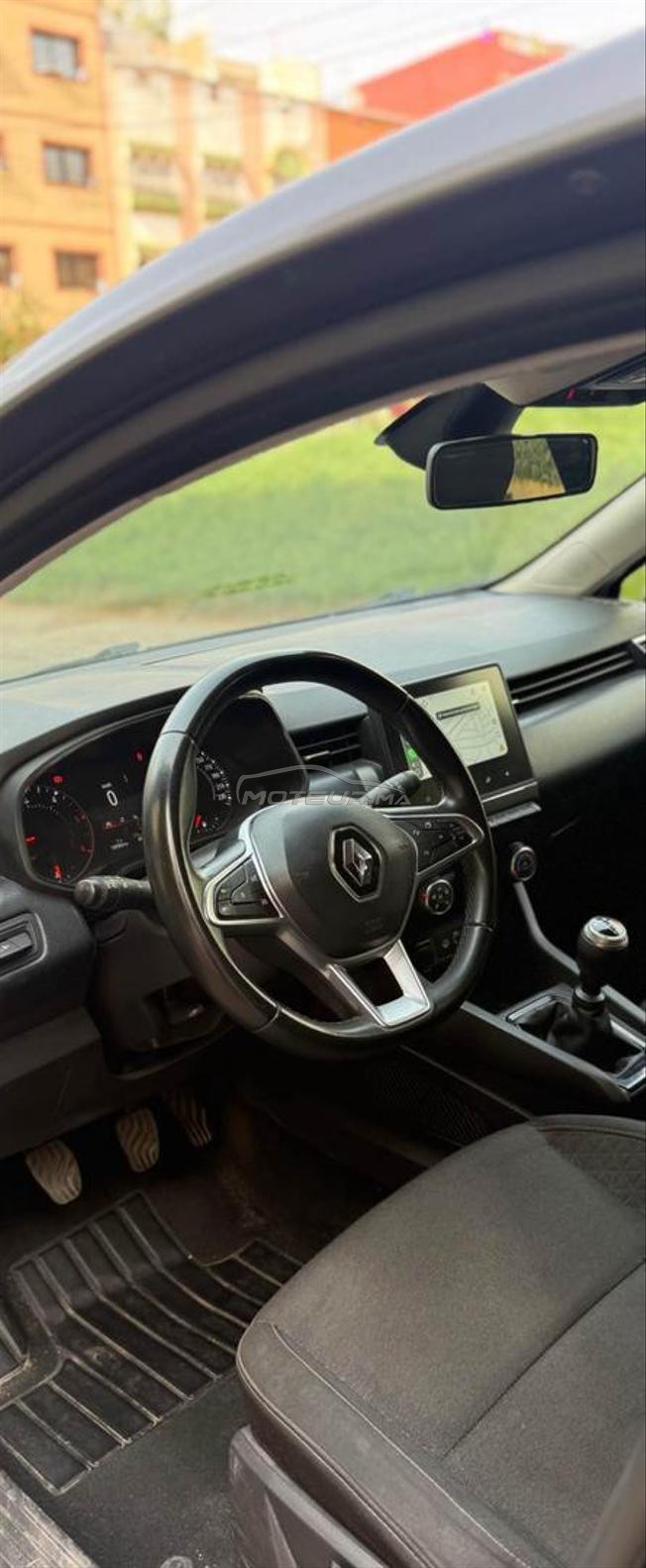 Renault Clio 5 modèle 2023 toutes options 