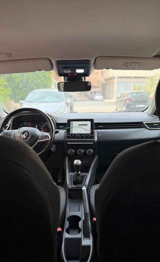 Renault Clio 5 modèle 2023 toutes options 