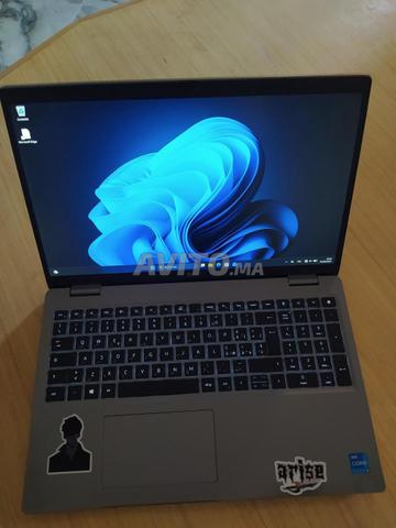Dell Latitude 5520 - 2