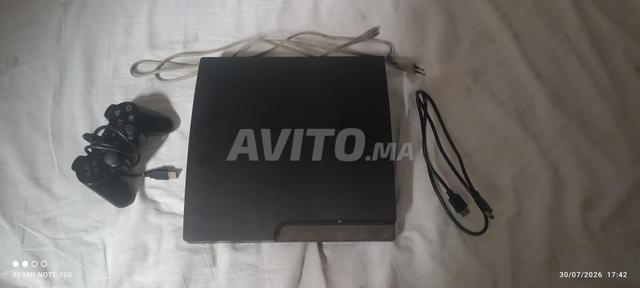 PlayStation3 Slim/manette/câbles/jeux installés - 2