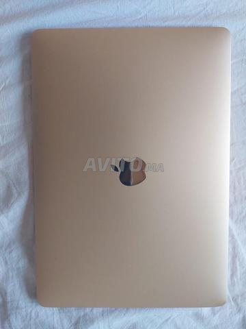 MacBook 2020