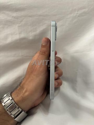iPhone 13 - 2