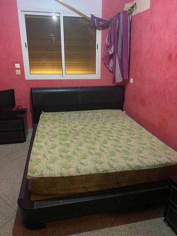 Boîtes de haute qualité en bois italien. Avec moustiquaire