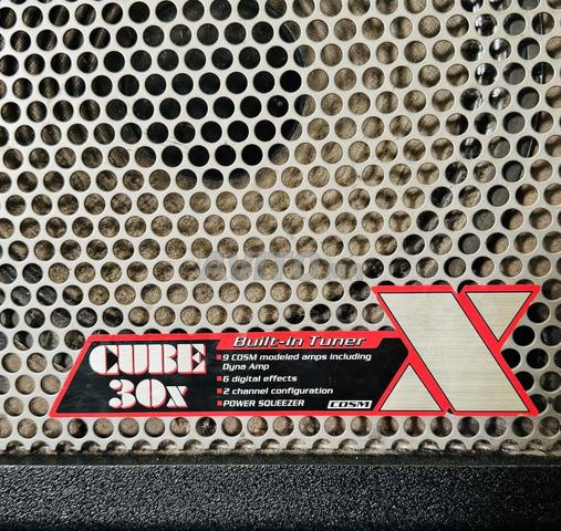 مضخم صوت جيتار Roland CUBE 30X بنمذجة - 2