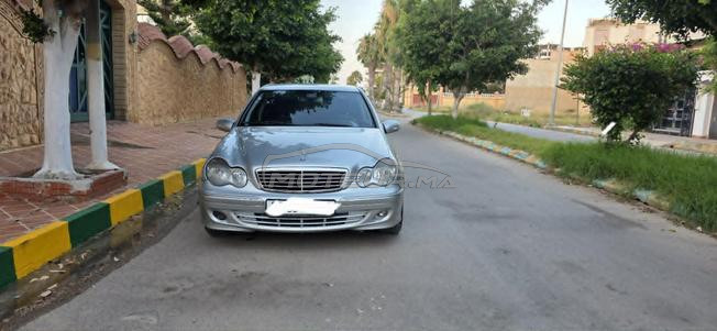 Mercedes-Benz 220 Diesel Automatique 2004 à Nador