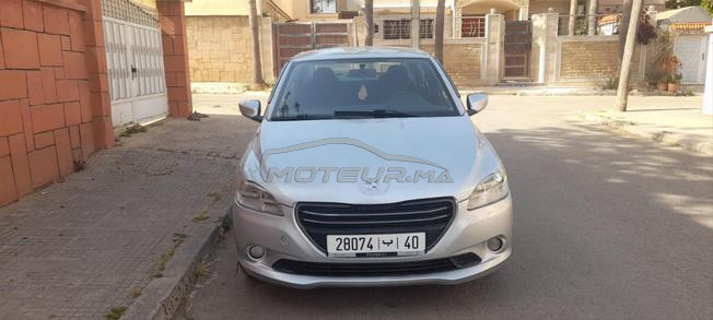 Peugeot 301.   2016. tout option 