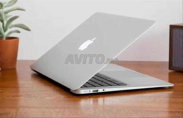 MacBook i5 Slime air Ram 8 disque SSD batterie 5h