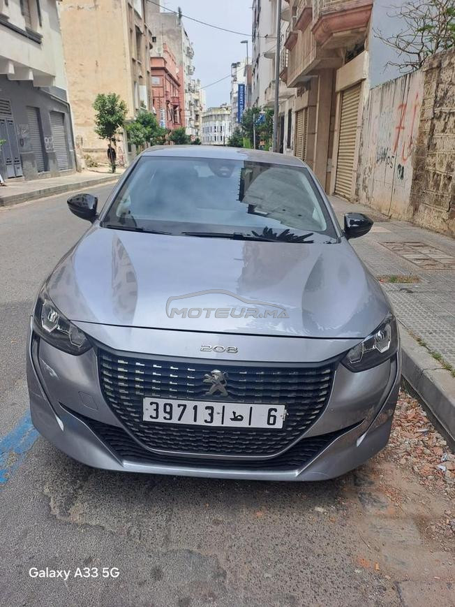 Peugeot208