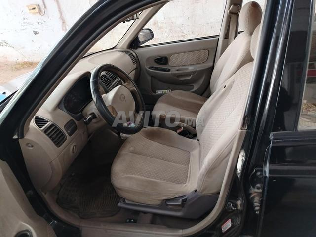 سيارة هيونداي أكسنت بحالة جيدة - 2