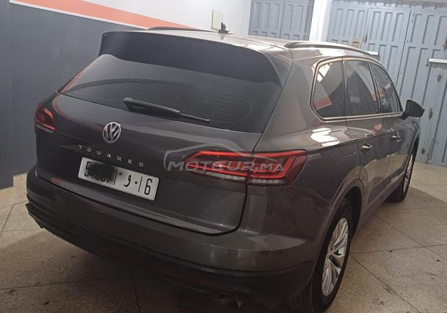 une très belle voiture a vendre 