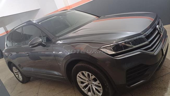une très belle voiture a vendre 