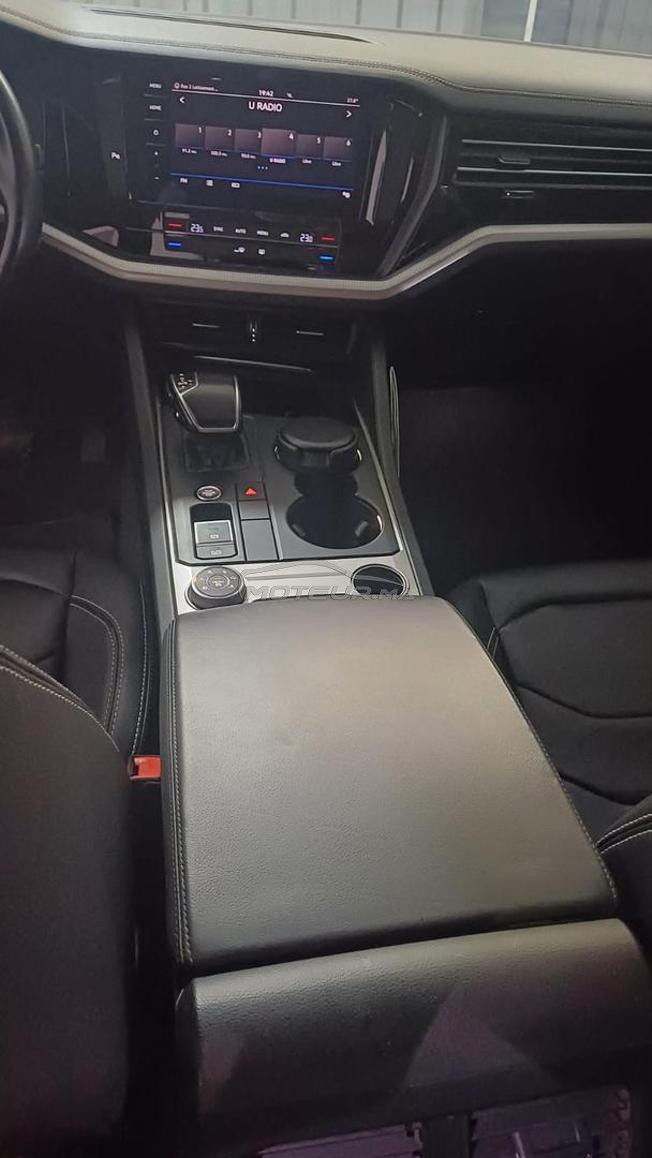 une très belle voiture a vendre 