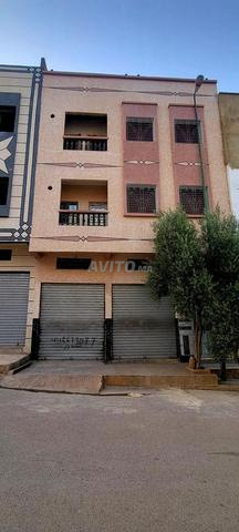Maison commerciale à vendre 88 m² titrée