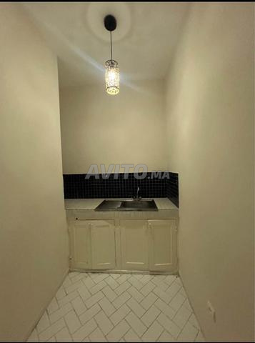 Appartement à louer 30 m² à Rabat - 2