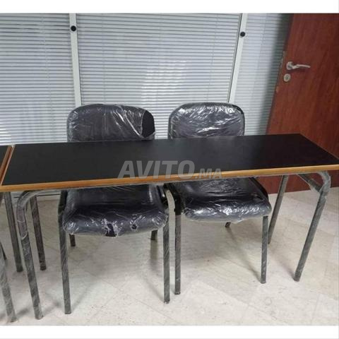 Mobilier Scolaire Robuste et Moderne
