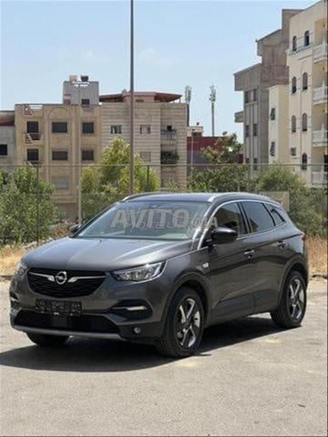 Opel Grandland salon blanc