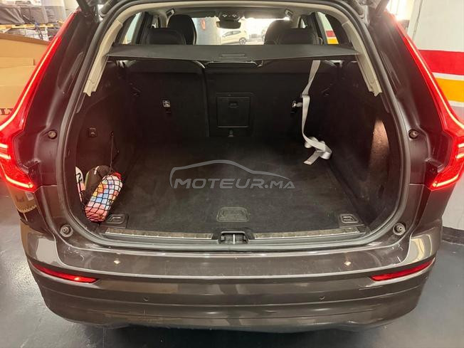 volvo XC60  B4