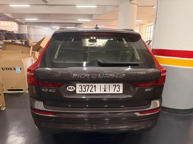 volvo XC60  B4